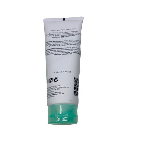 Dr. Brandt Clean Biotic Yogurt Cleanser - Picture 7 of 8